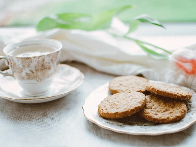6 órai tea stílusosan - Műtárgyak élőben - műsorok visszanézése