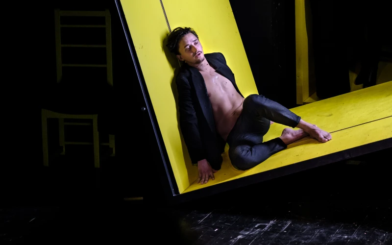 14_0926_reSTART_eloadas_Nero_Studio_K_Szinhaz-Foto-Vass_Laszlo_Adam.jpeg
