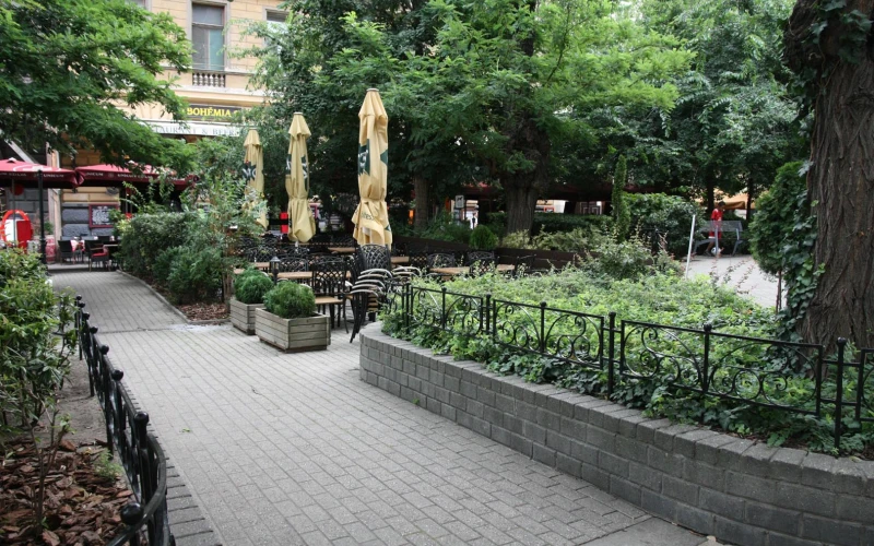 Liszt Ferenc tér - 4