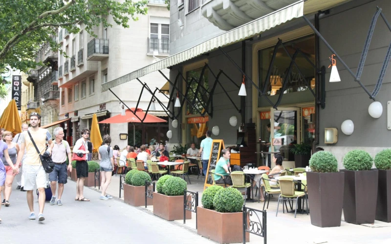 Menza Étterem - Liszt Ferenc tér 2.