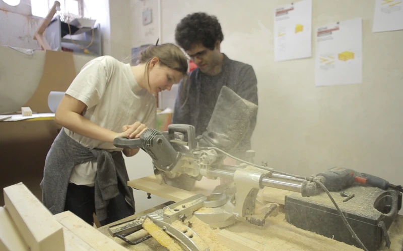 MVI_6282.00_21_19_00.Still020