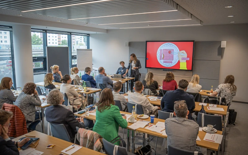 wien_delegation15may13