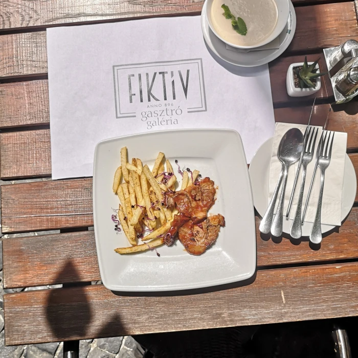 Fiktív Pub Gastro Gallery