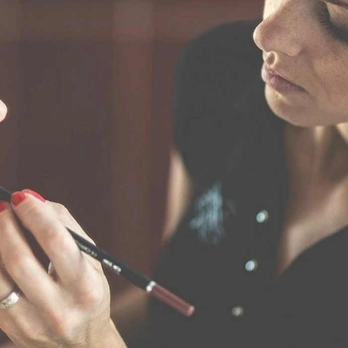 Celebrity Beauty Studio