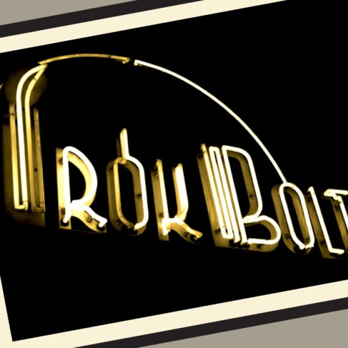 Írók Boltja (Shop of the writers)